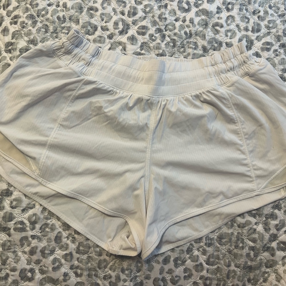 size 8 white lulu lemon shorts